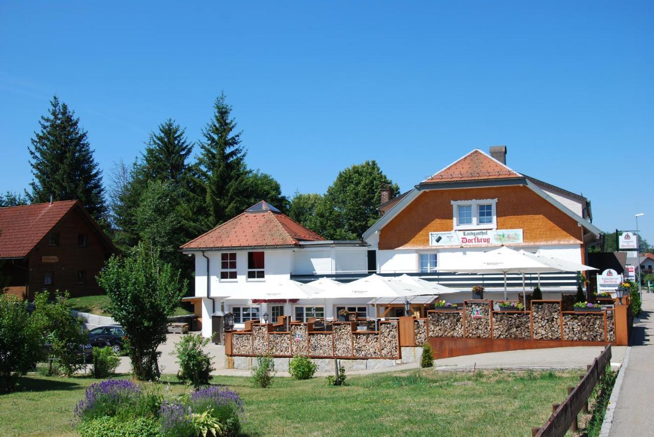 Landgasthof Zum Dorfkrug Hotel Haeusern Exterior photo